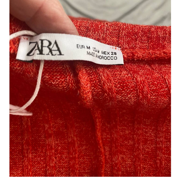 Red Zara LS V Neck sweater size m - Picture 4 of 5